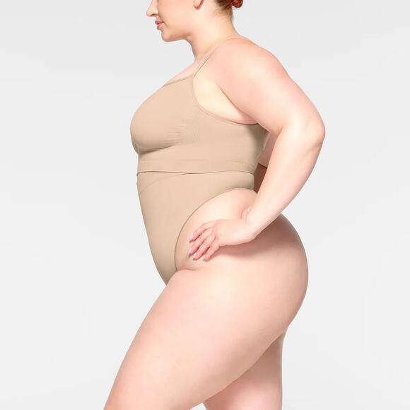 SKIMS Seamless Sculpt High Waist Thong Mica Tan Cream Compression Shaping 2X NEW - Picture 2 of 7